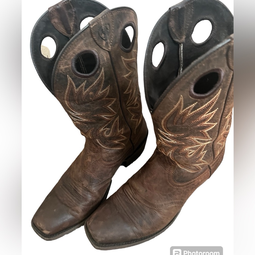 Ariat Circuit Striker Brown Leather Cowboy Boots with Pull Holes